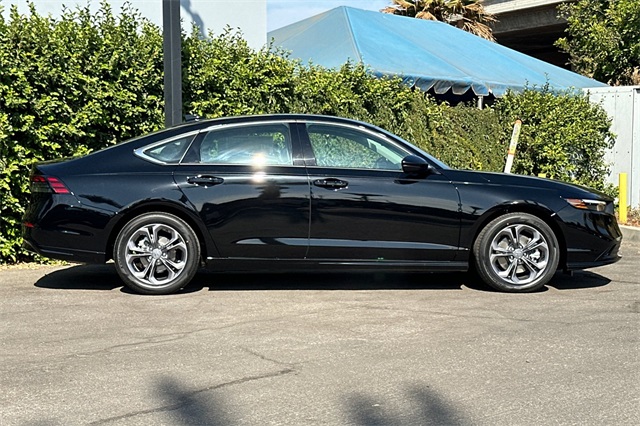 2025 Honda Accord Hybrid EX-L photo 3