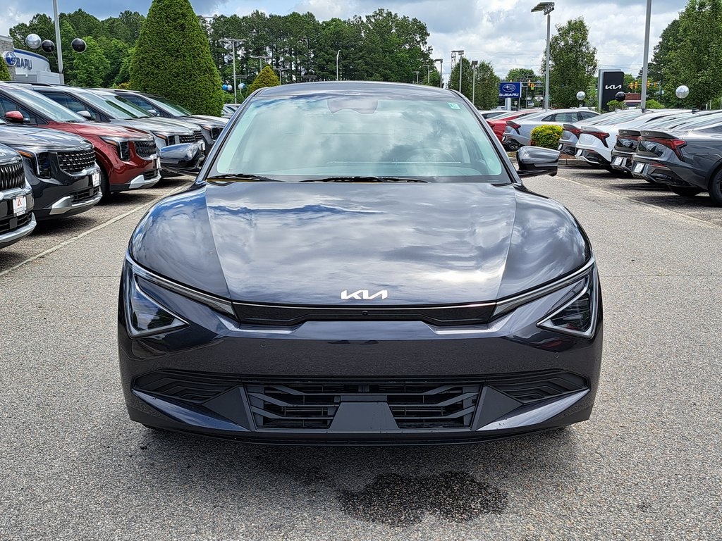 2025 Kia EV6 Light SUV AWD 2