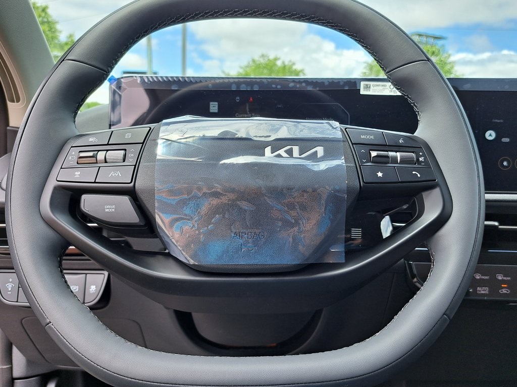 2025 Kia EV6 Light SUV AWD 9