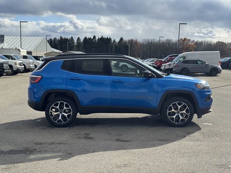 2026 Jeep Compass Limited photo 2