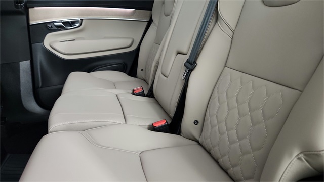 new 2026 Volvo XC90 Plug-In Hybrid car, priced at $81,875