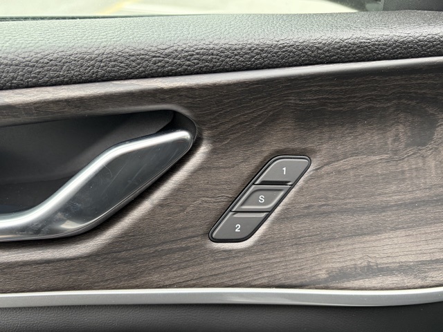 new 2026 Jeep Grand Cherokee car, priced at $39,270