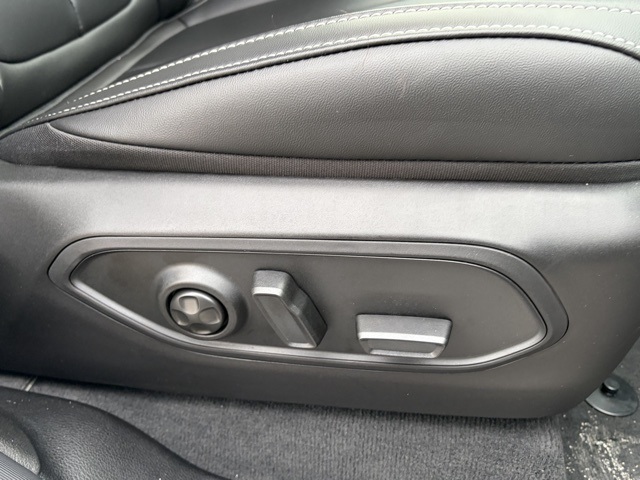 new 2026 Jeep Grand Cherokee car, priced at $39,270