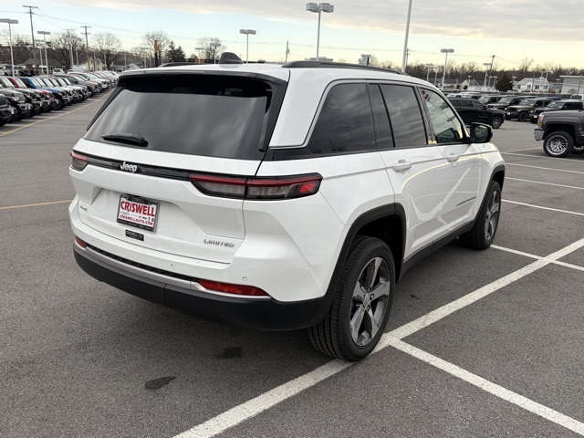 new 2026 Jeep Grand Cherokee car, priced at $39,270