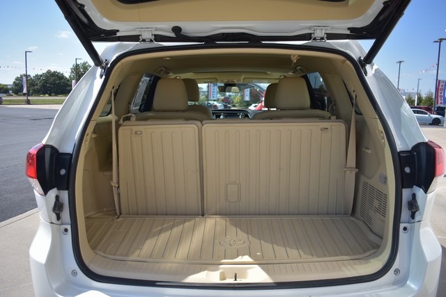 2019 Toyota Highlander XLE photo 13