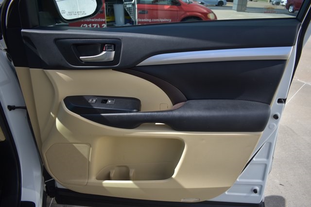 2019 Toyota Highlander XLE photo 16