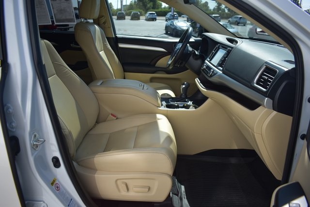 2019 Toyota Highlander XLE photo 17
