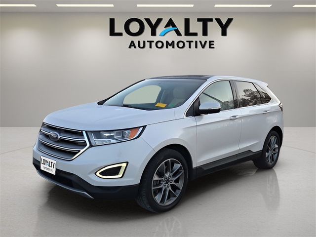 2015 Ford Edge Titanium's photo