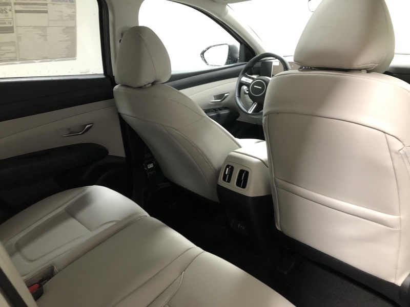 2026 Hyundai Tucson SEL Convenience photo 12
