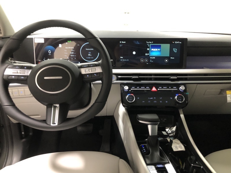2026 Hyundai Tucson SEL Convenience photo 24
