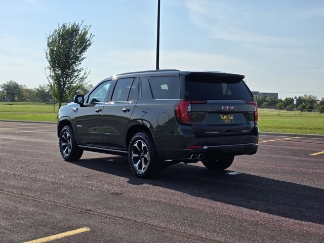 2025 GMC Yukon 4WD AT4
