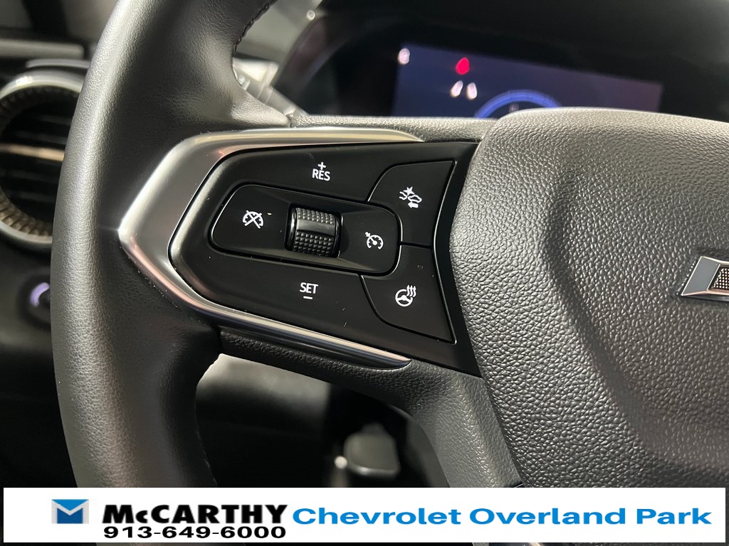 Used 2025 Chevrolet Trax SUV