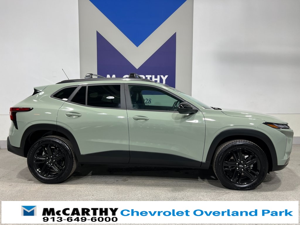 Used 2025 Chevrolet Trax SUV