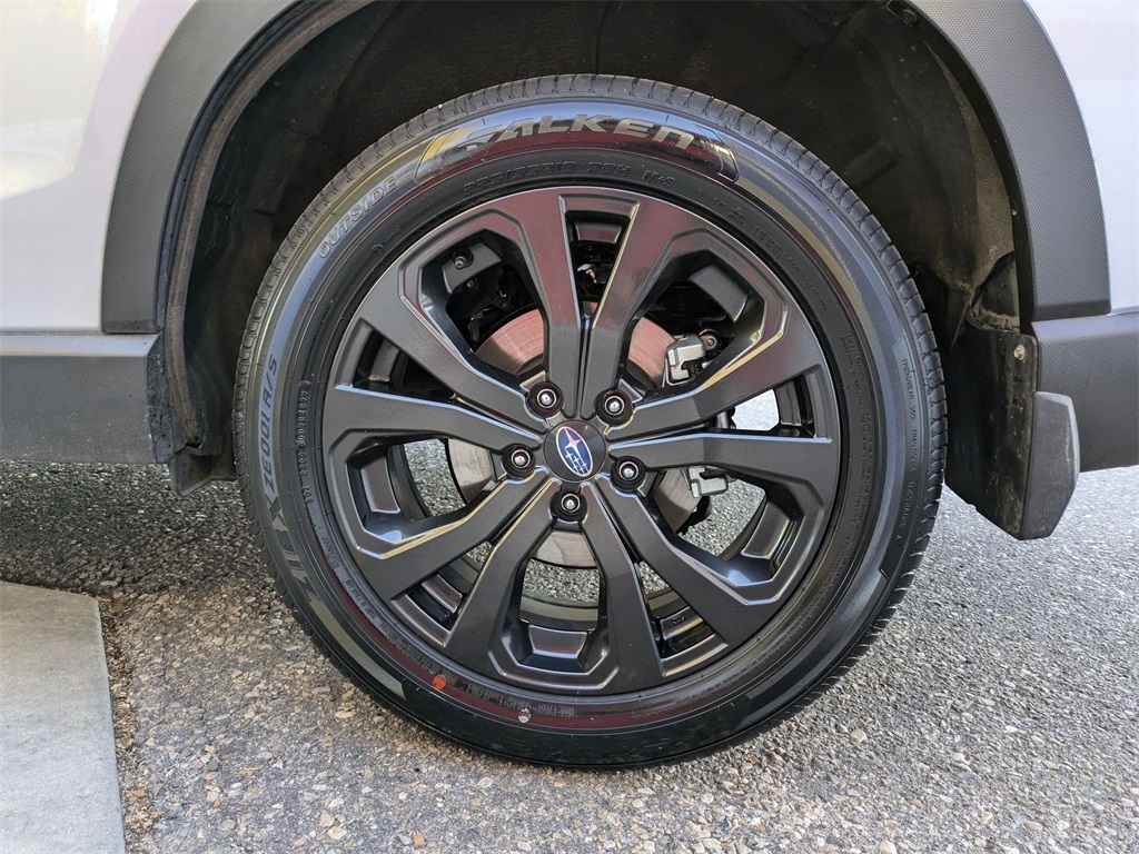 2023 Subaru Forester Touring photo 29