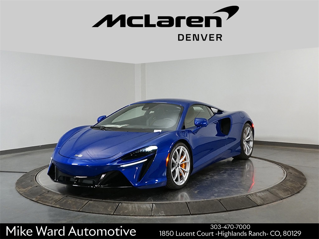 2025 McLaren Artura Base