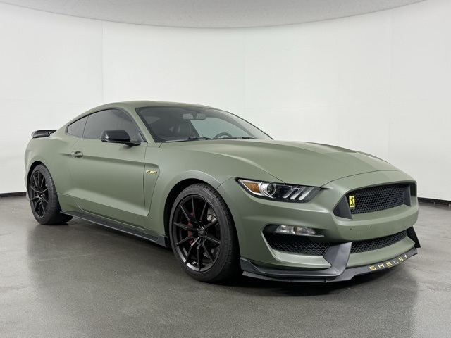 2016 Ford Mustang Shelby GT350 photo 2