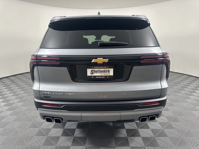 2026 Chevrolet Traverse photo 4