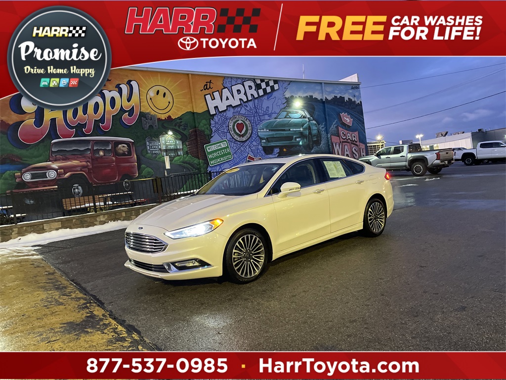 2017 Ford Fusion SE's photo