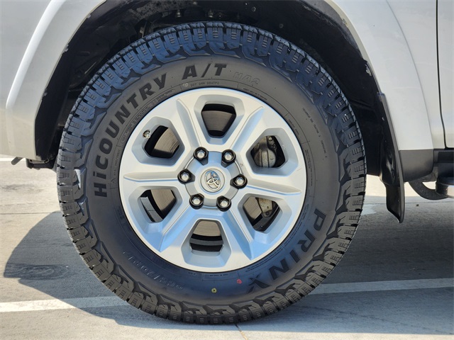 2018 White Toyota 4Runner RWD SUV
