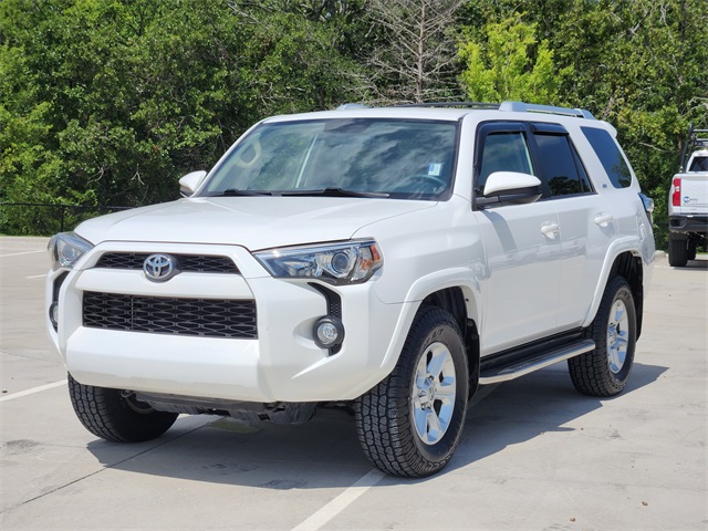 2018 White Toyota 4Runner RWD SUV