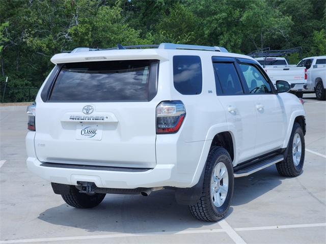 2018 White Toyota 4Runner RWD SUV