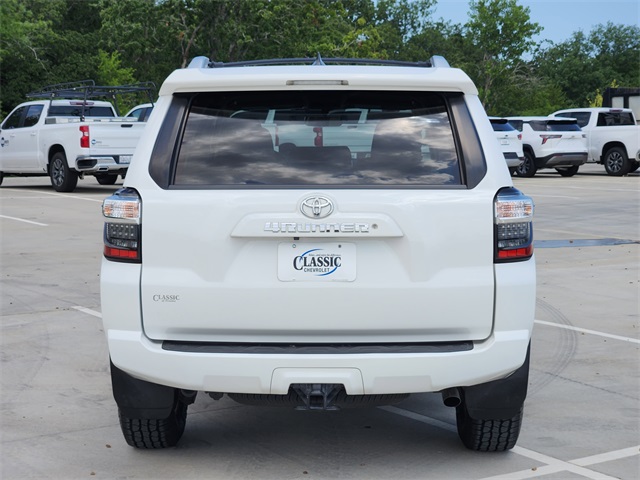 2018 White Toyota 4Runner RWD SUV