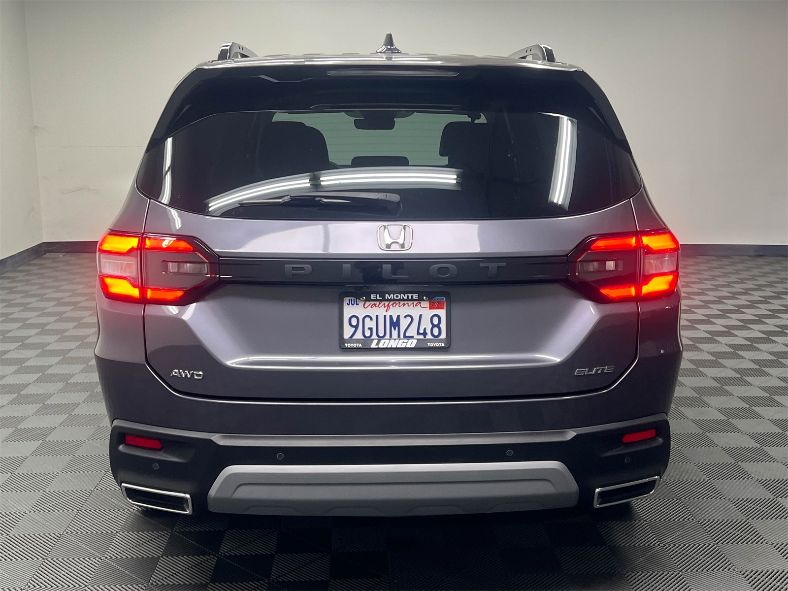 used 2023 Honda Pilot car, priced at $41,996