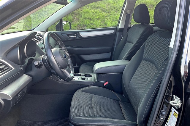 2018 Crystal Black Silica Subaru Outback 2.5i Premium AWD SUV