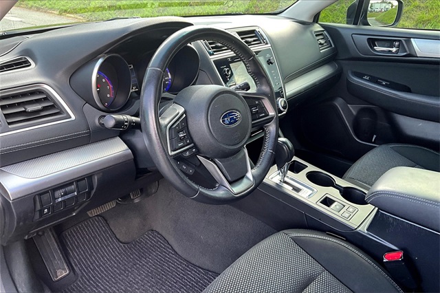 2018 Crystal Black Silica Subaru Outback 2.5i Premium AWD SUV