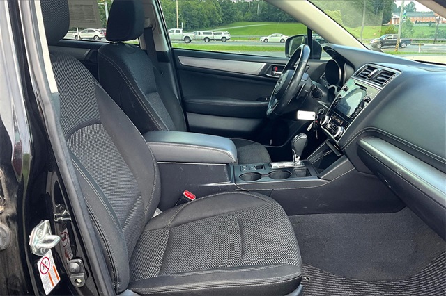 2018 Crystal Black Silica Subaru Outback 2.5i Premium AWD SUV