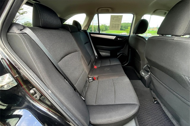 2018 Crystal Black Silica Subaru Outback 2.5i Premium AWD SUV