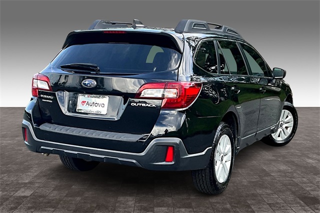 2018 Crystal Black Silica Subaru Outback 2.5i Premium AWD SUV