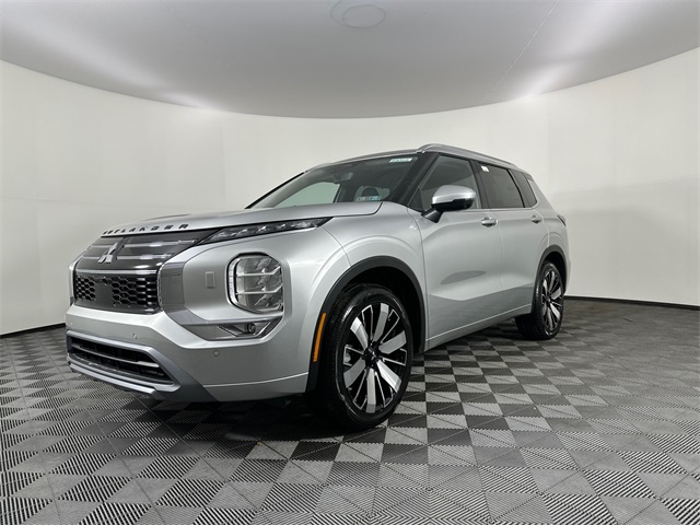 2026 Mitsubishi Outlander's photo