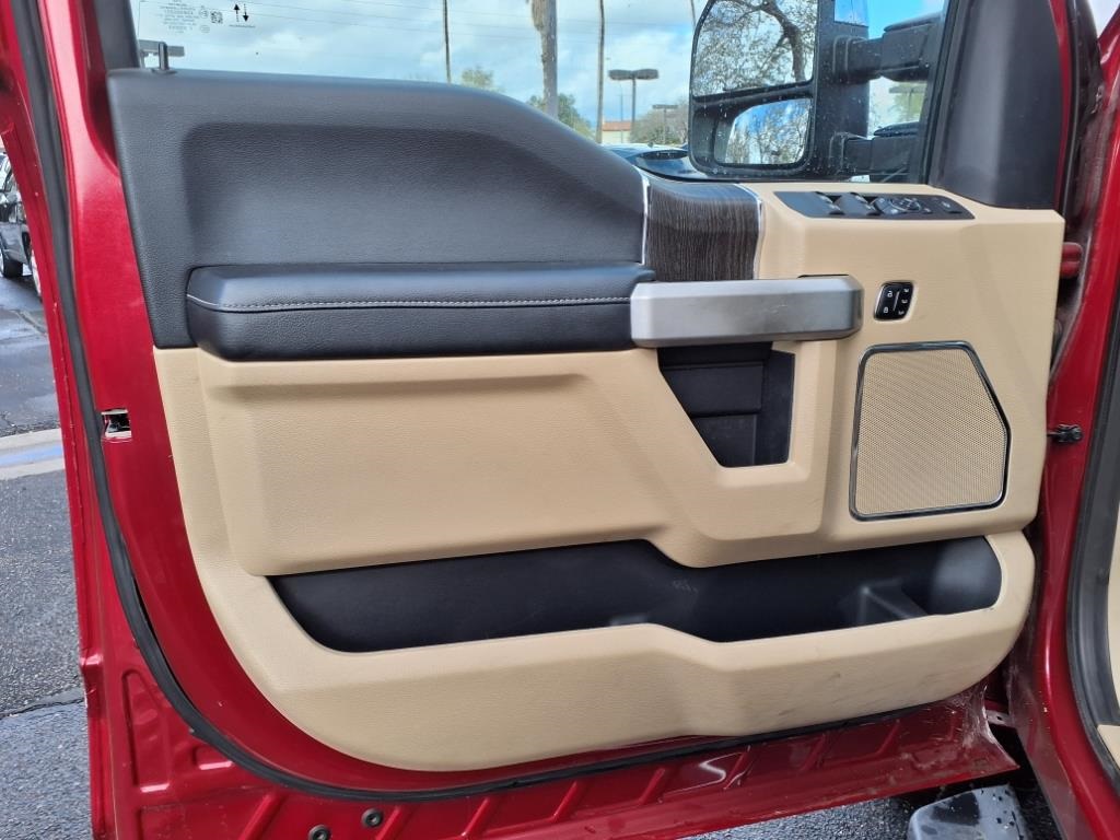 2021 Ford F-250 photo 24