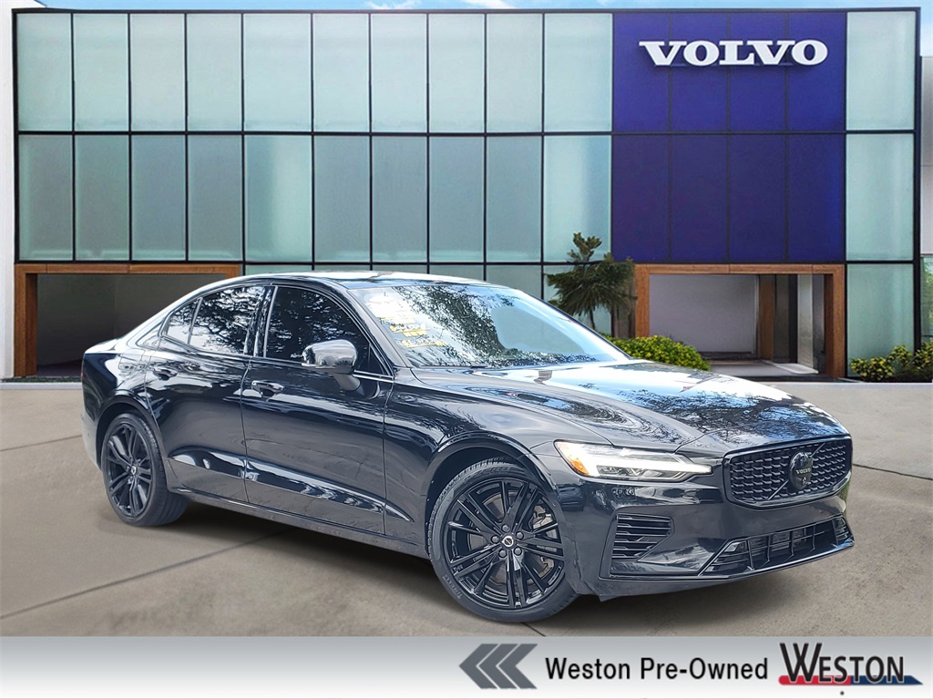 used 2024 Volvo S60 Recharge Plug-In Hybrid car, priced at $37,995