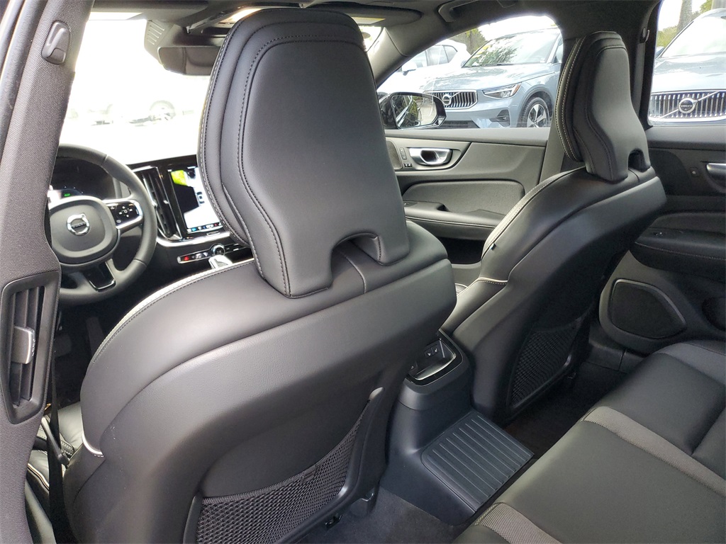 used 2024 Volvo S60 Recharge Plug-In Hybrid car, priced at $36,495