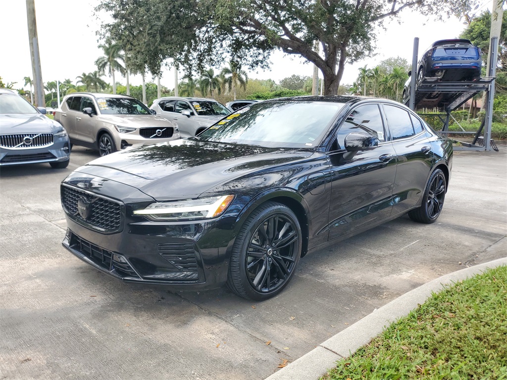 used 2024 Volvo S60 Recharge Plug-In Hybrid car, priced at $36,495