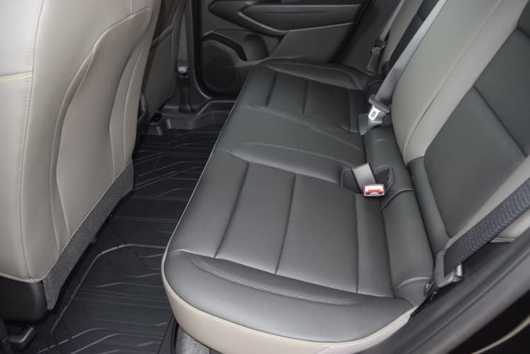 2025 Black Metallic Chevrolet Trax ACTIV FWD SUV