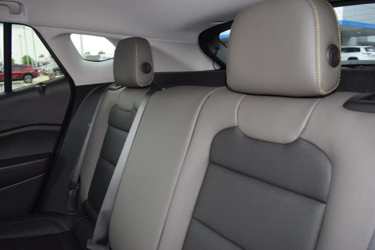 2025 Black Metallic Chevrolet Trax ACTIV FWD SUV