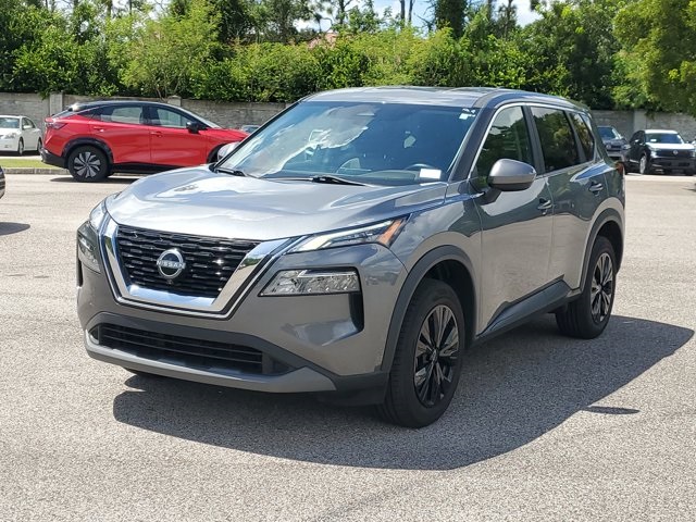 2023 Gun Metallic Nissan Rogue SV FWD SUV