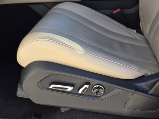 used 2023 Acura MDX car, priced at $40,700