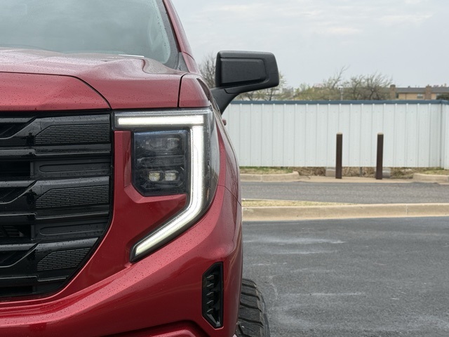 used 2023 GMC Sierra 1500 car, priced at $55,111