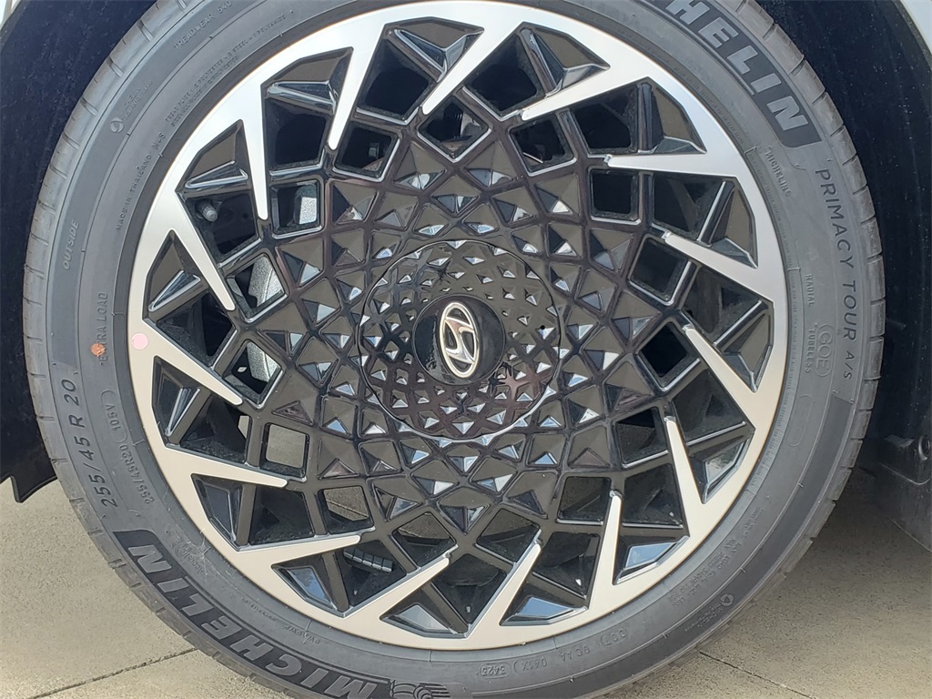 new 2024 Hyundai IONIQ 5 car, priced at $38,998