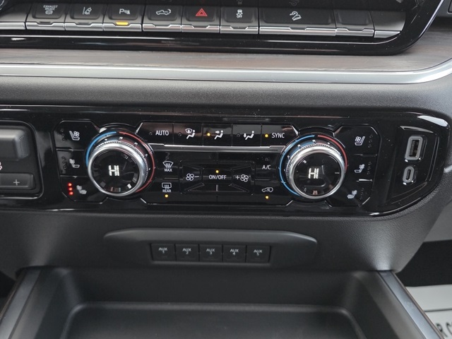 2026 GMC Sierra 3500HD Crew Cab, Long Bed, SLT Dual Rear Wheel, 4WD