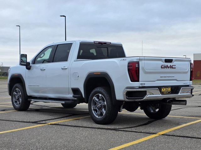 2026 GMC Sierra 3500HD Crew Cab, Long Bed, SLT Dual Rear Wheel, 4WD