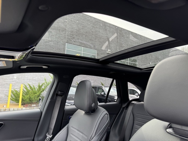 2025 Mercedes Benz GLC 300 4MATIC photo 20