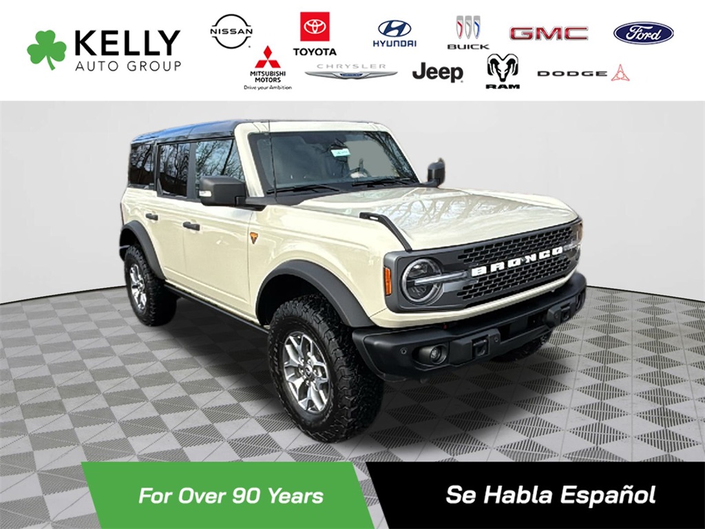 2025 Ford Bronco Badlands's photo