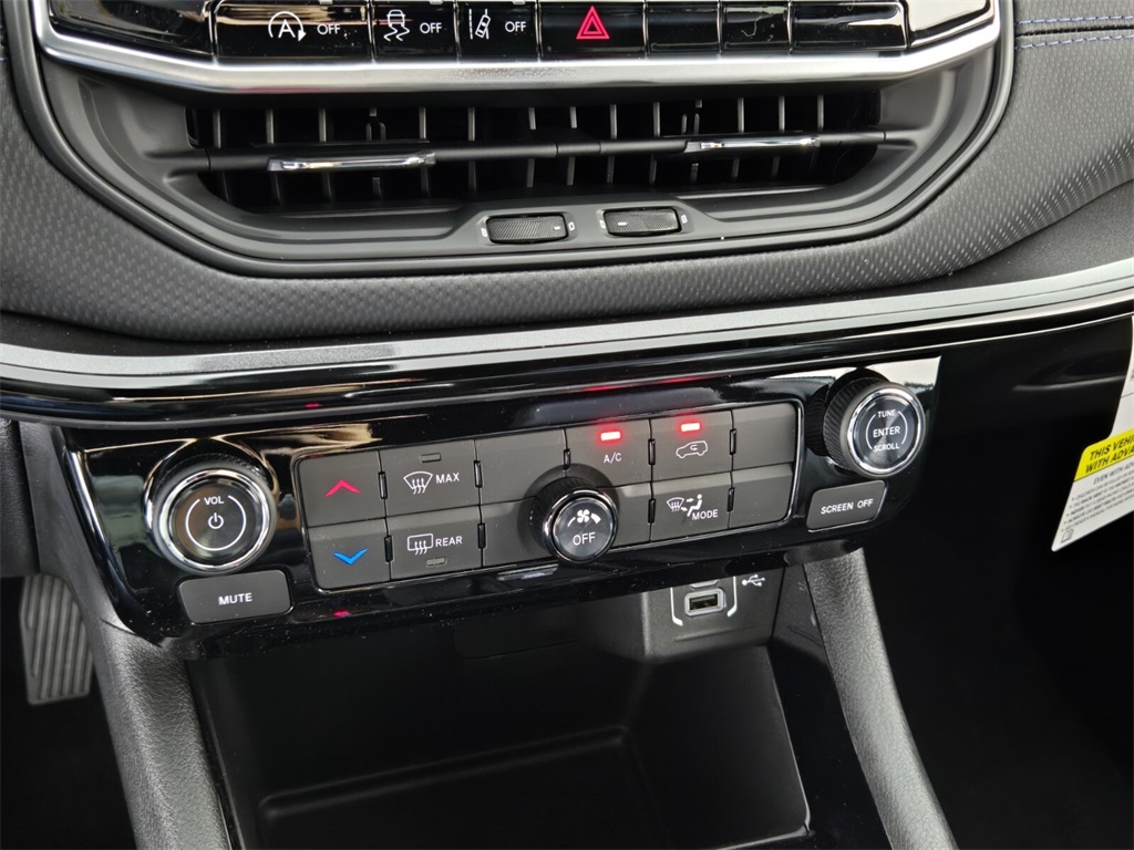 new 2026 Jeep Compass car, priced at $25,710