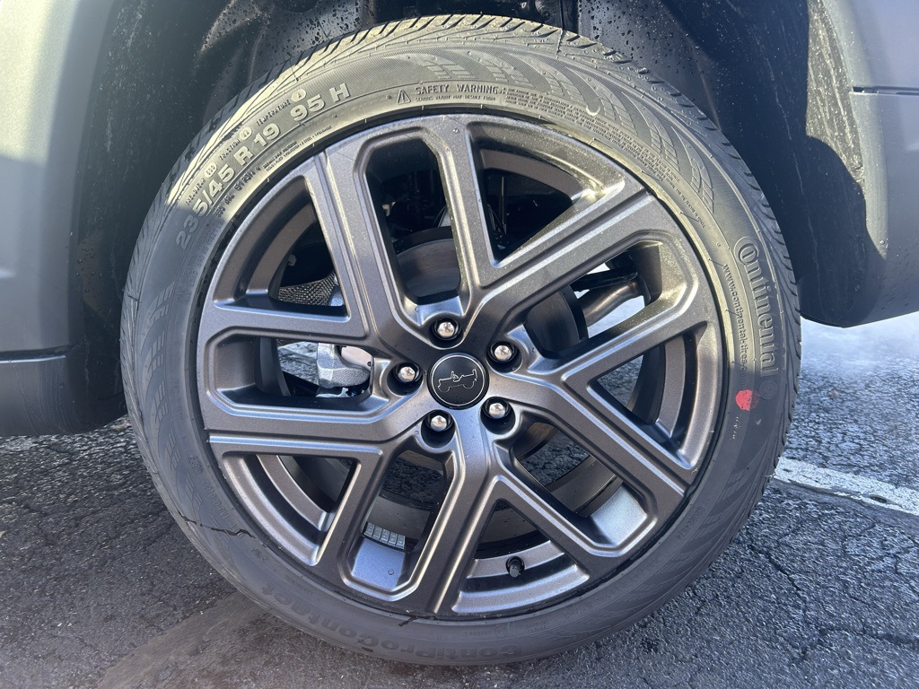 new 2026 Jeep Compass car, priced at $35,975