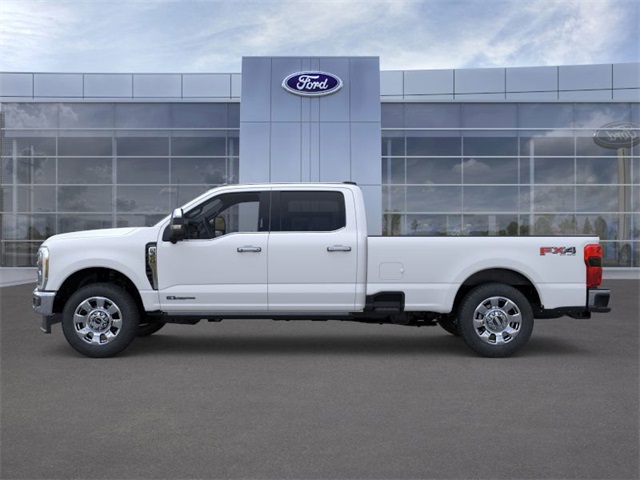 2025 Ford F-350 Lariat photo 3